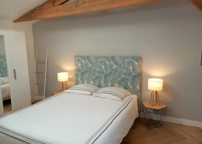 Maison Esprit Des Lois * La Brede