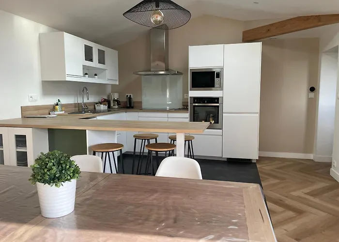 Maison Esprit Des Lois Tatil Evi La Brede